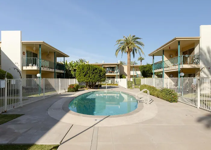 Modern Chic In Midtown W Pool & Hot Tub Ferienhaus Phoenix