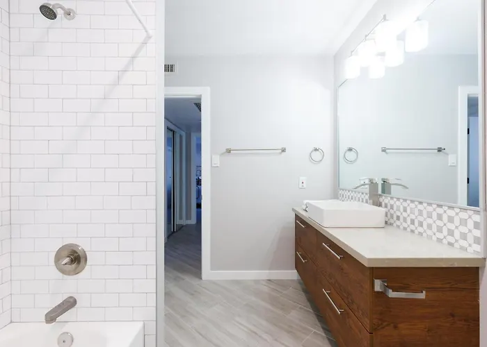 Modern Chic In Midtown W Pool & Hot Tub Phoenix